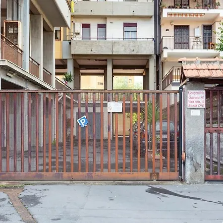 Casa Simona Alloggio in famiglia Aeroporto di Catania Fontana Rossa